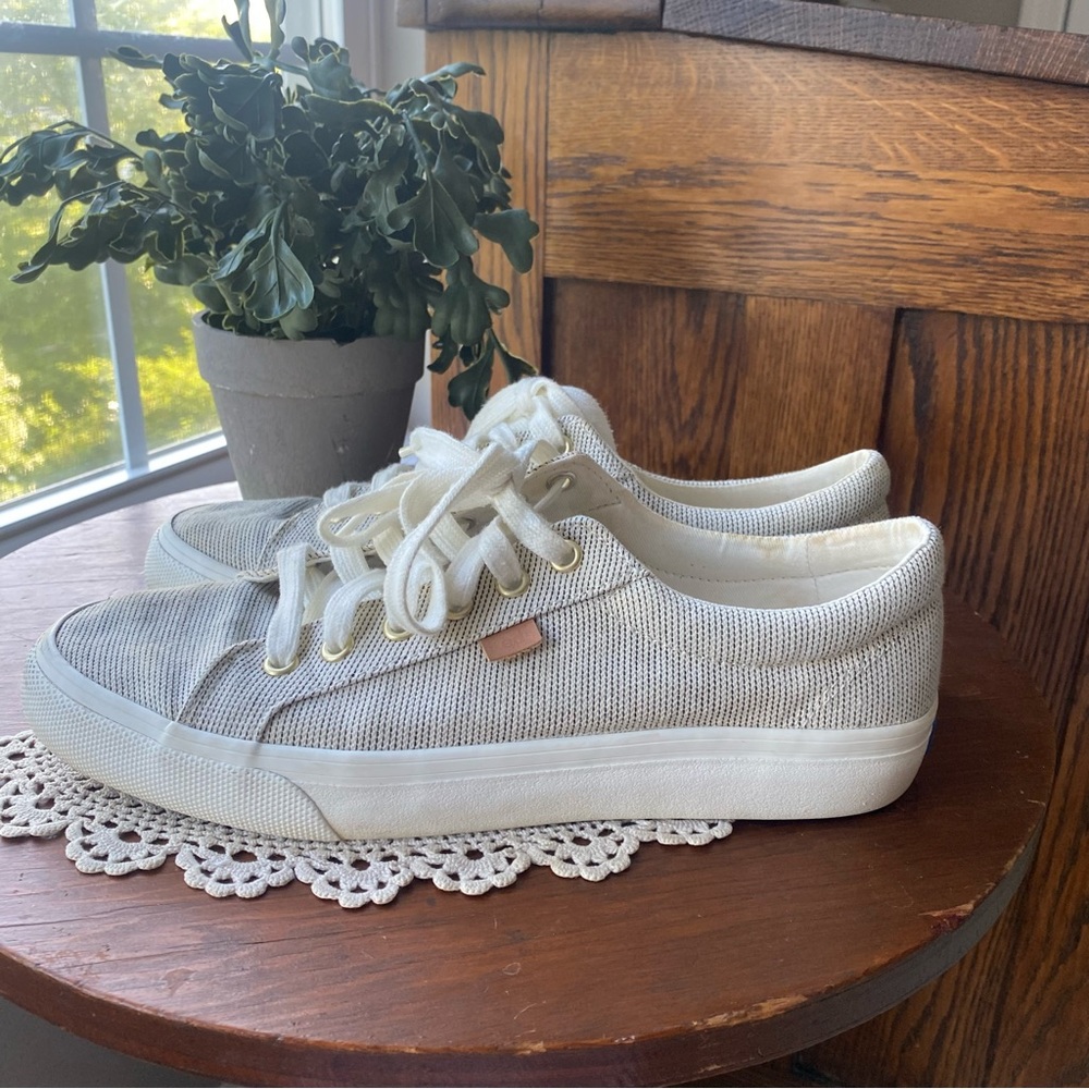 Keds Kickstart Lace Up Classic Ivory Canvas Sneakers With Black Stripes EUC